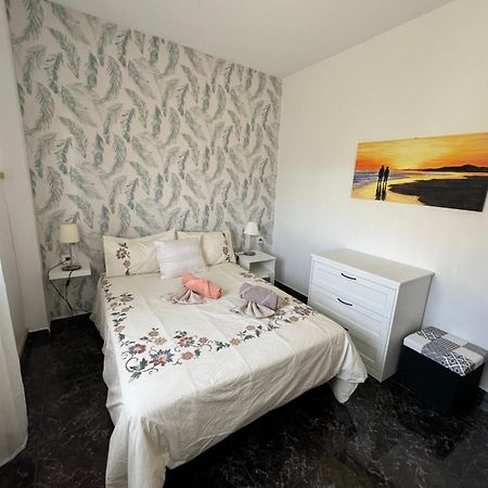 Naomi'S House Guest House Fasnia Bagian luar foto