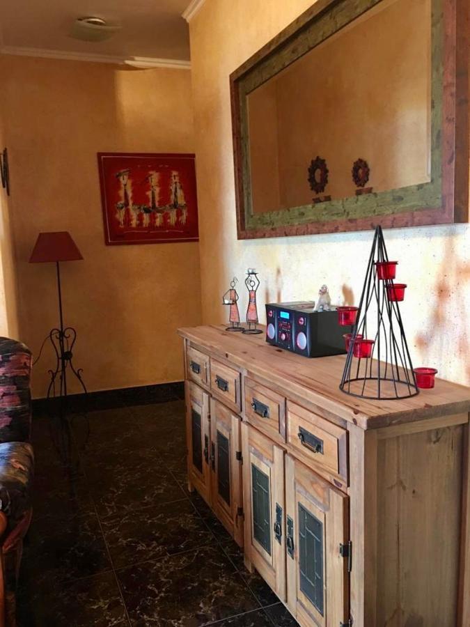 Naomi'S House Guest House Fasnia Bagian luar foto