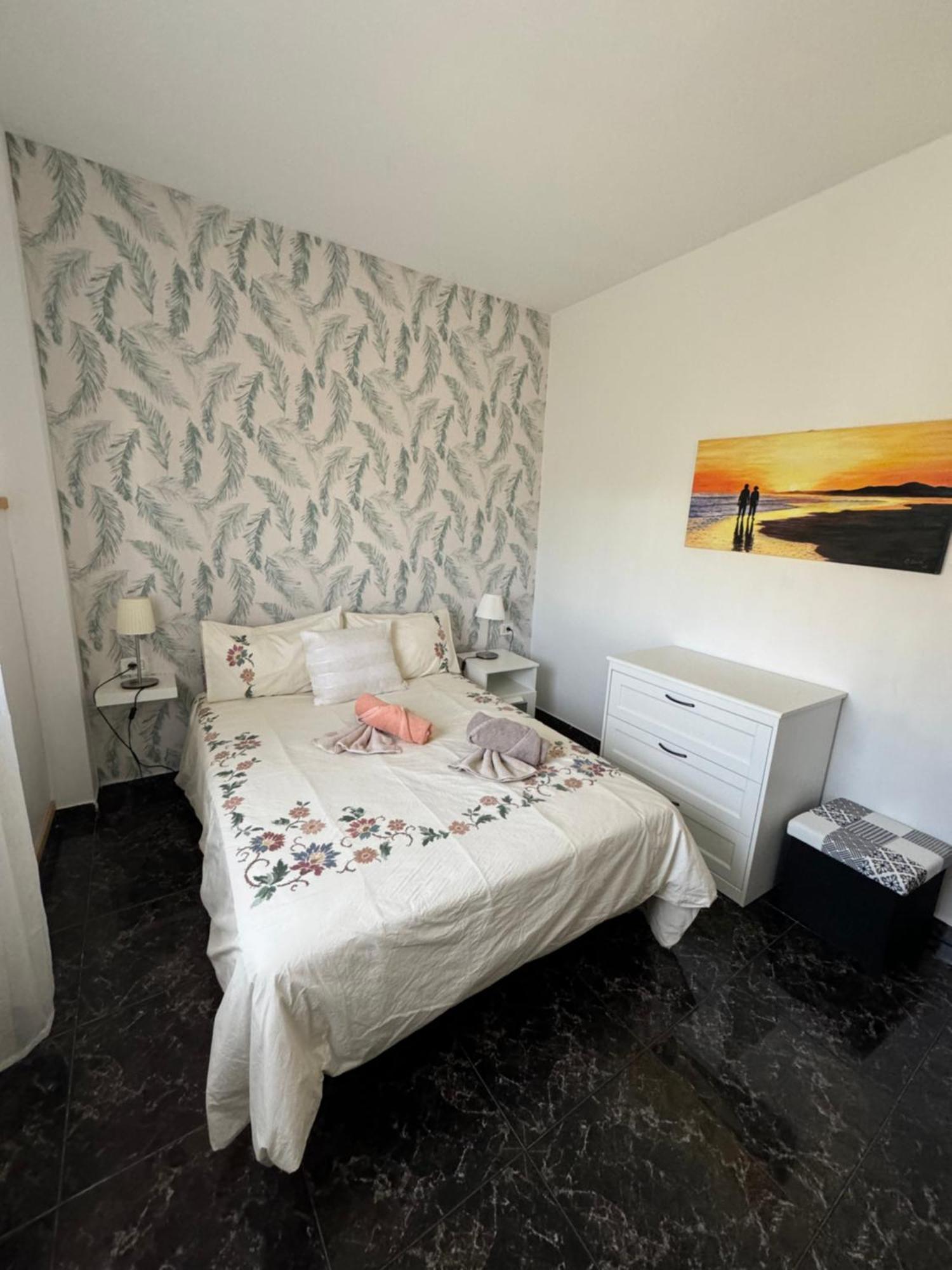 Naomi'S House Guest House Fasnia Bagian luar foto